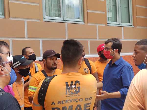 O DMAE é do trabalhador e do povo!